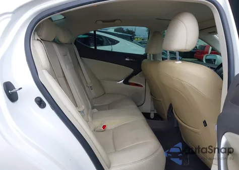 2009 Lexus Is 250 z USA, uszkodzony, nr VIN JTHBK262992087193